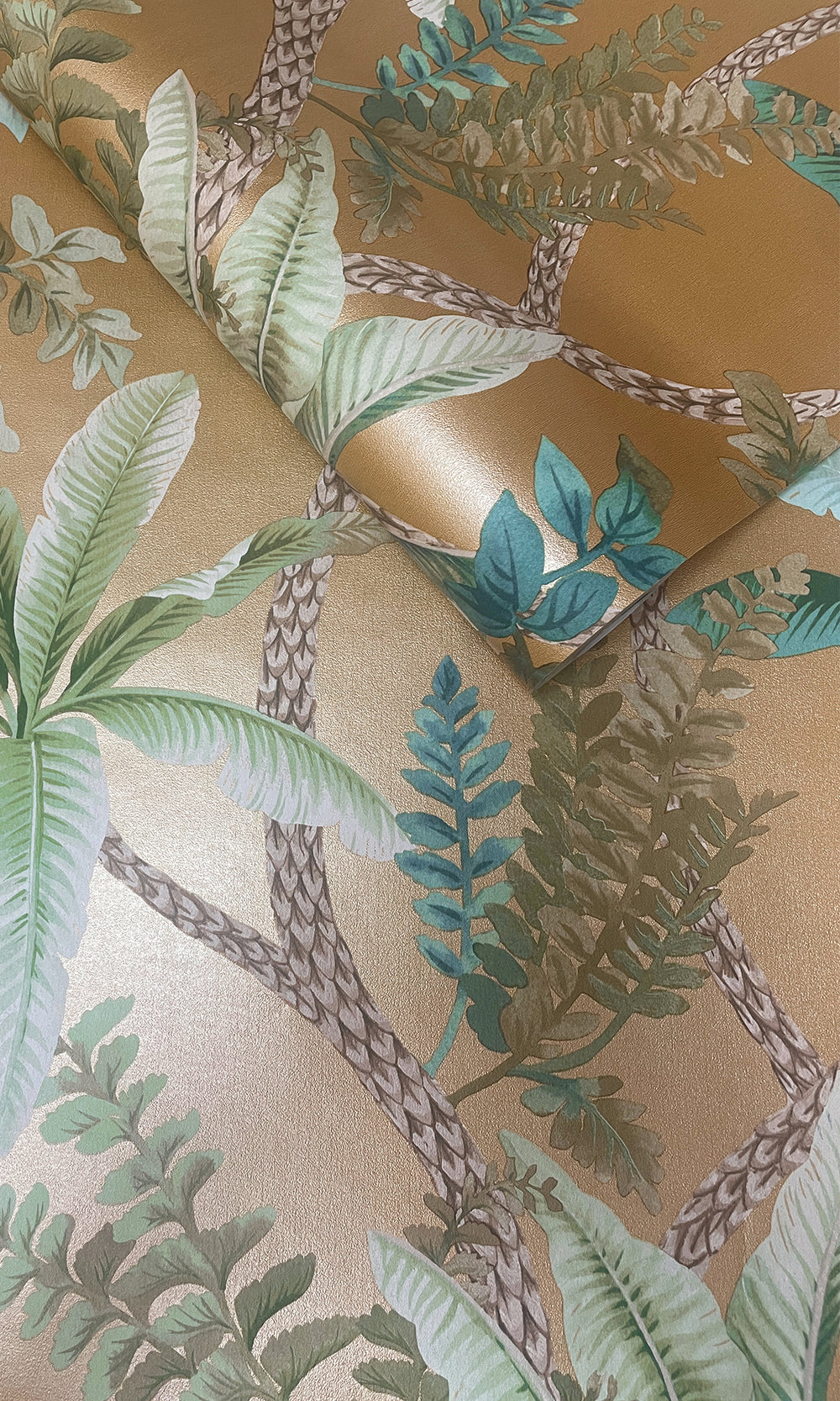 Gold Serene Tropical Oasis Wallpaper R9604