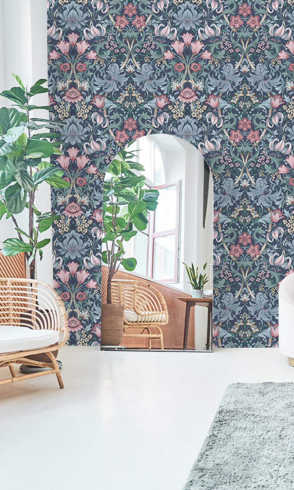 Navy Blush Elegant Floral Damask Wallpaper R9638