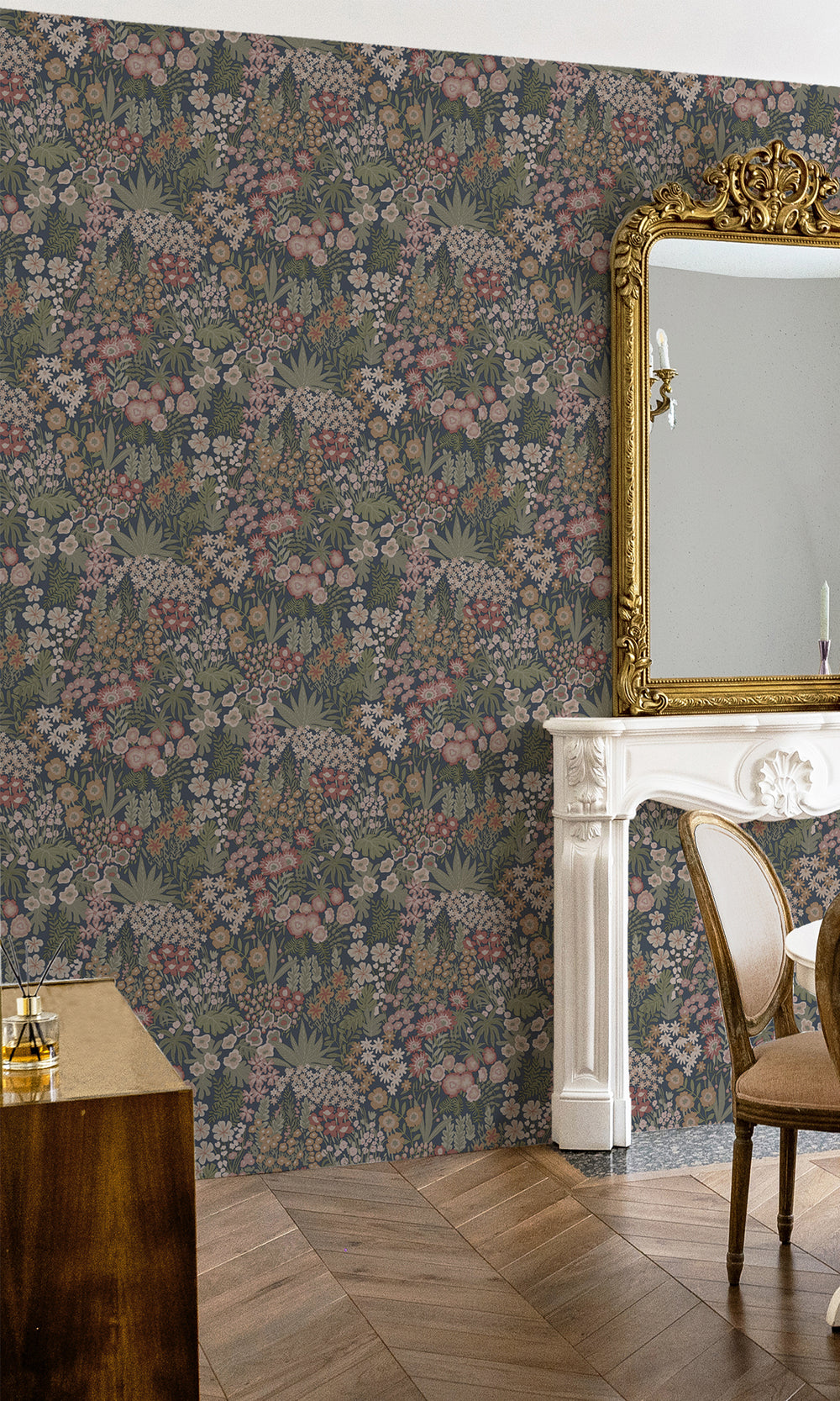 Navy Multi Bloomfield Ditsy Floral Wallpaper R9645