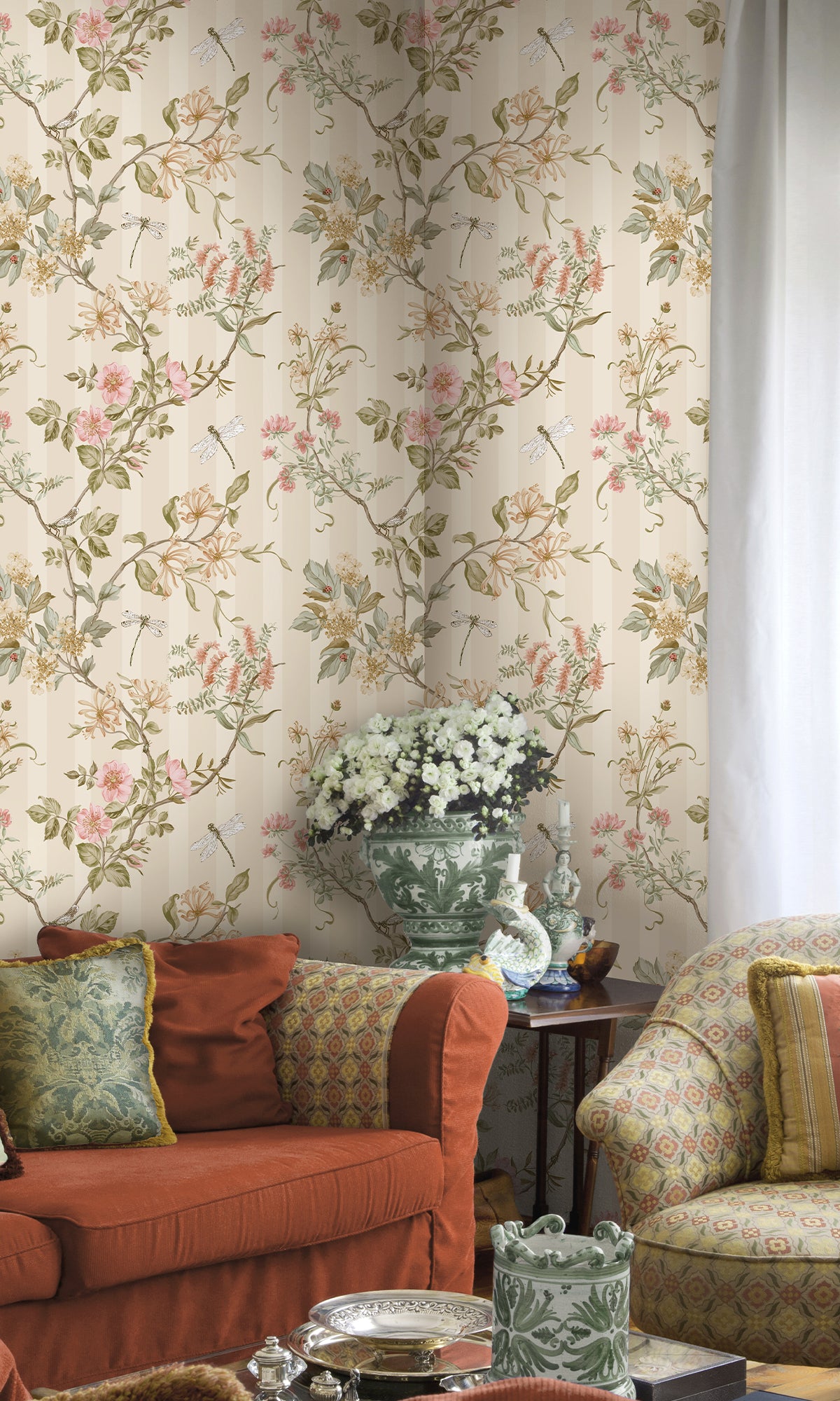 Cream Coral Spring Meadow Floral Trail Wallpaper R9650