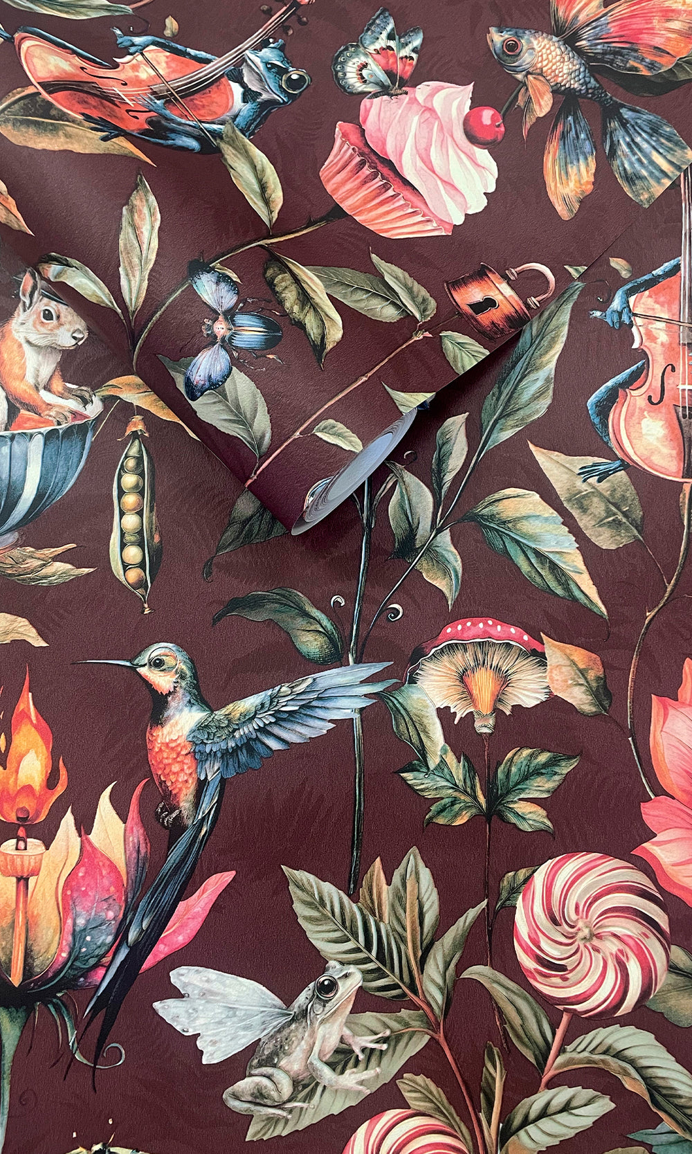 Mulberry Enchanted Wonderland Wallpaper R9654