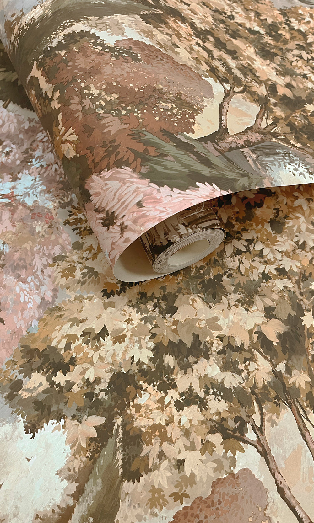 Rust Green Scenic Tapestry Wallpaper R9657