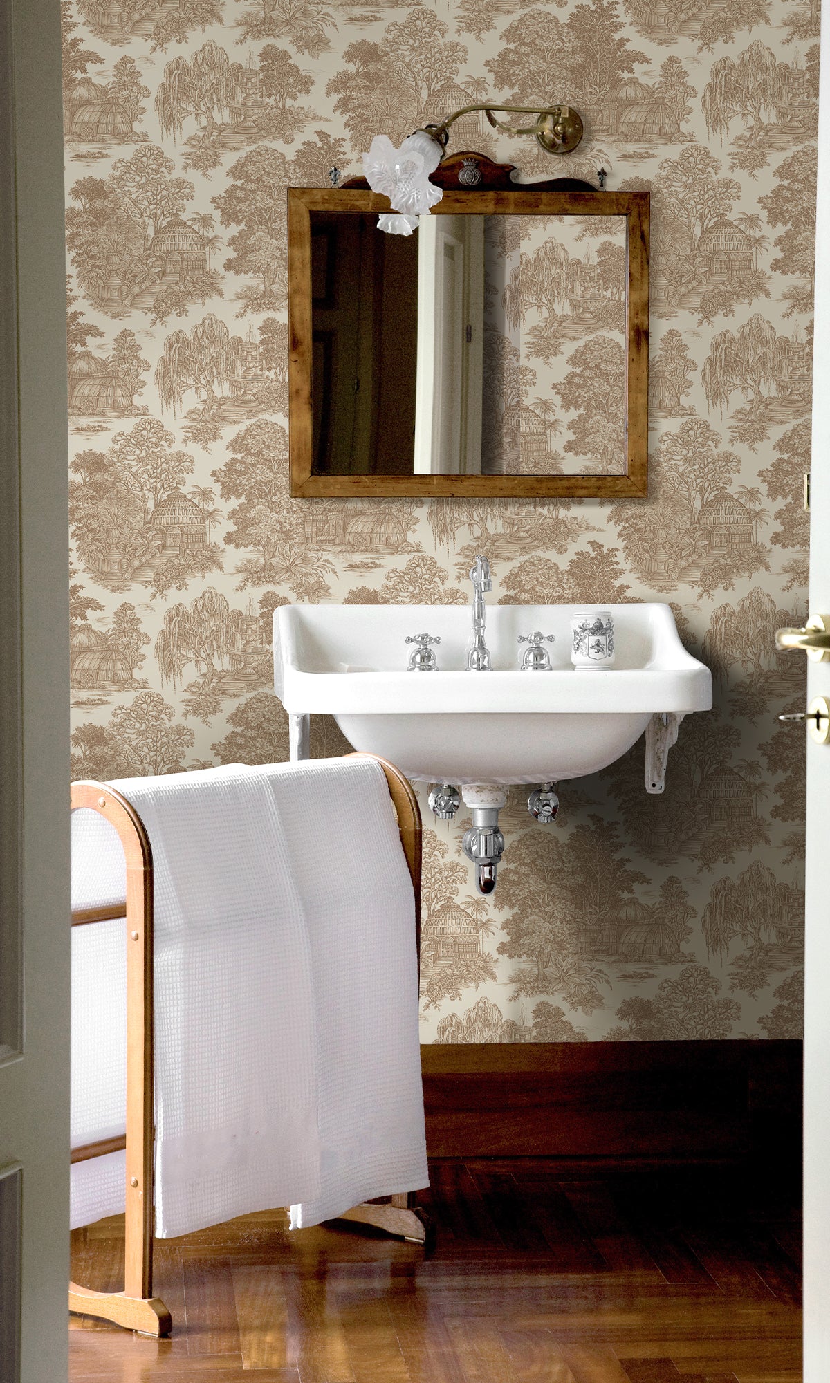 Rust Timeless Garden Toile Wallpaper R9665