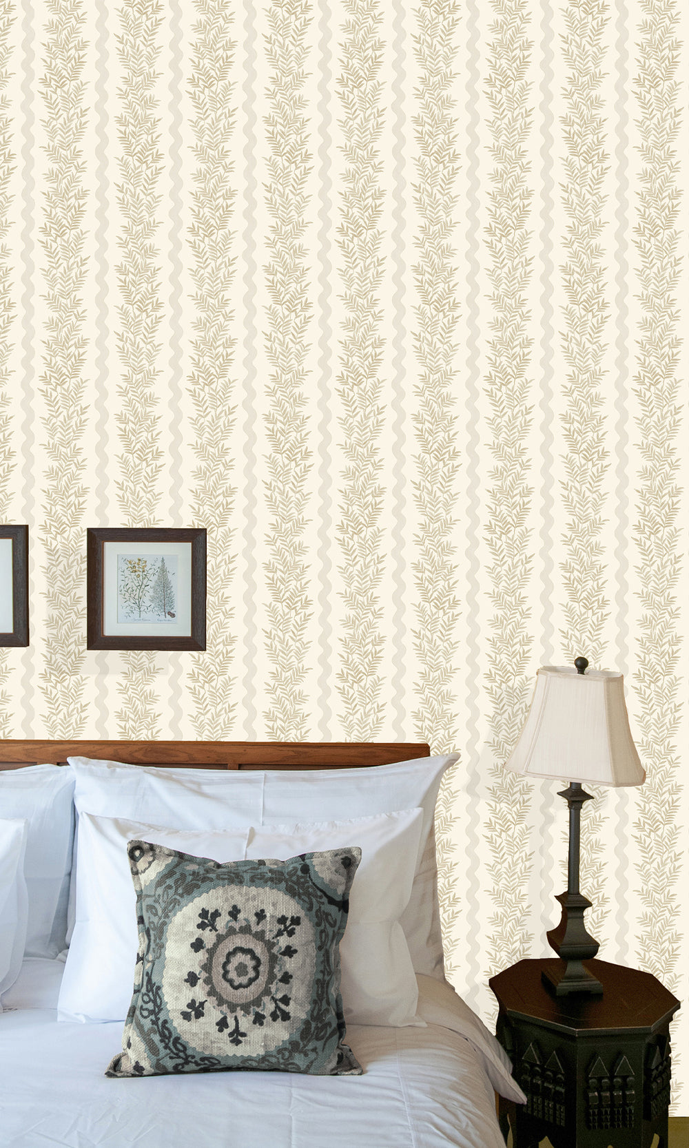 Natural Floral Stripe Wallpaper R9669