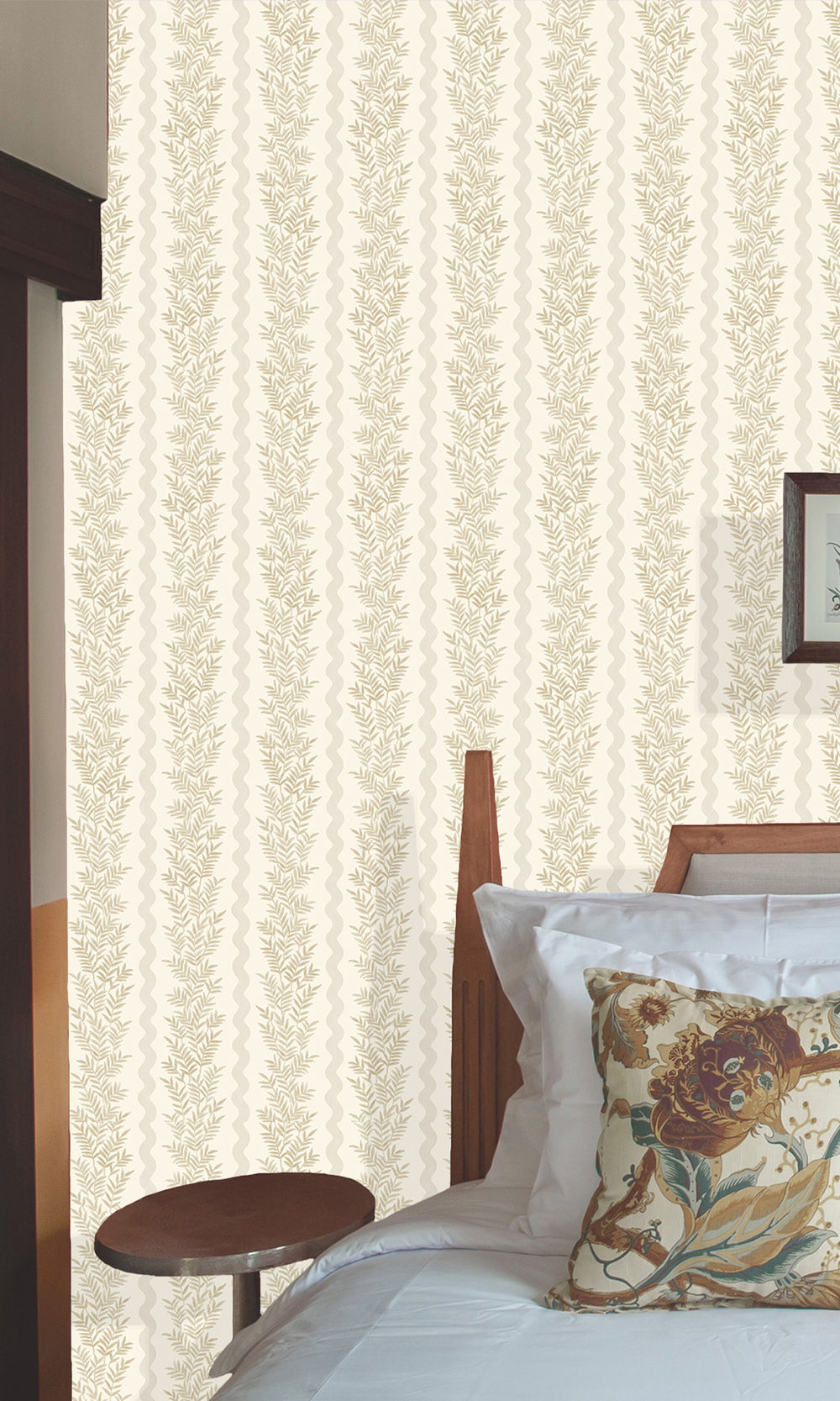 Natural Floral Stripe Wallpaper R9669