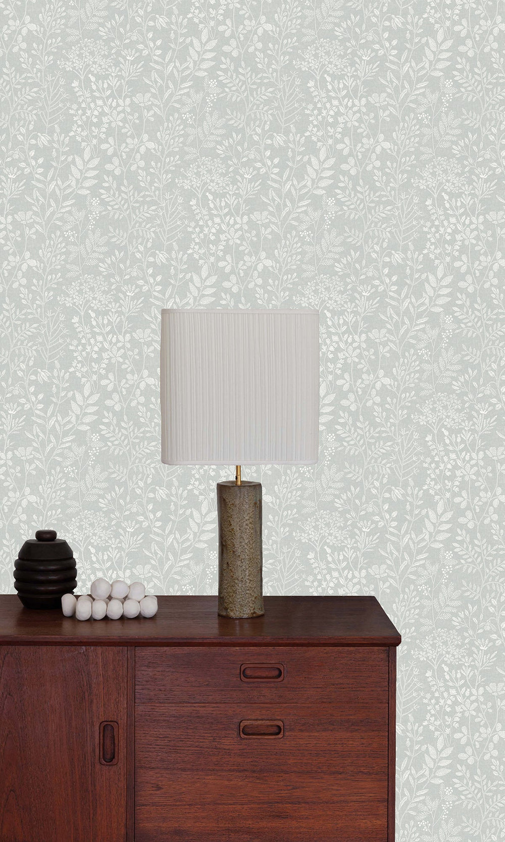 Pumice Leaf Motif Wallpaper R9720