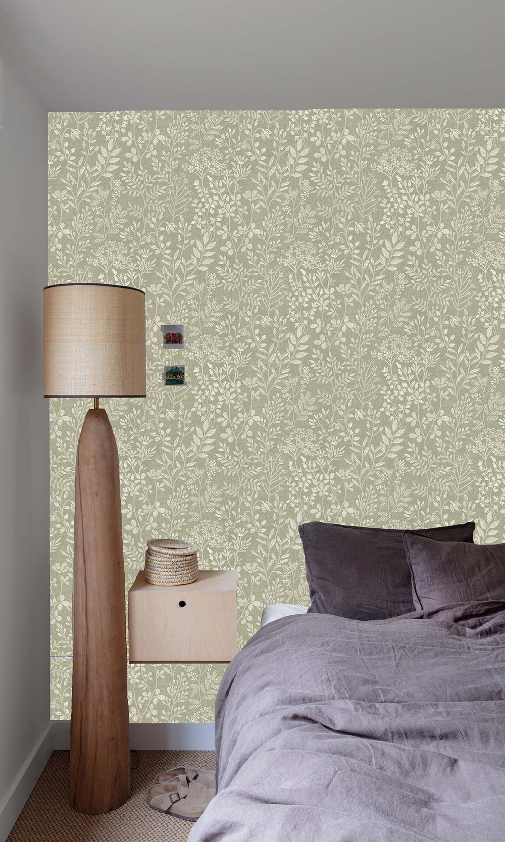 Taupe Grey Leaf Motif Wallpaper R9722