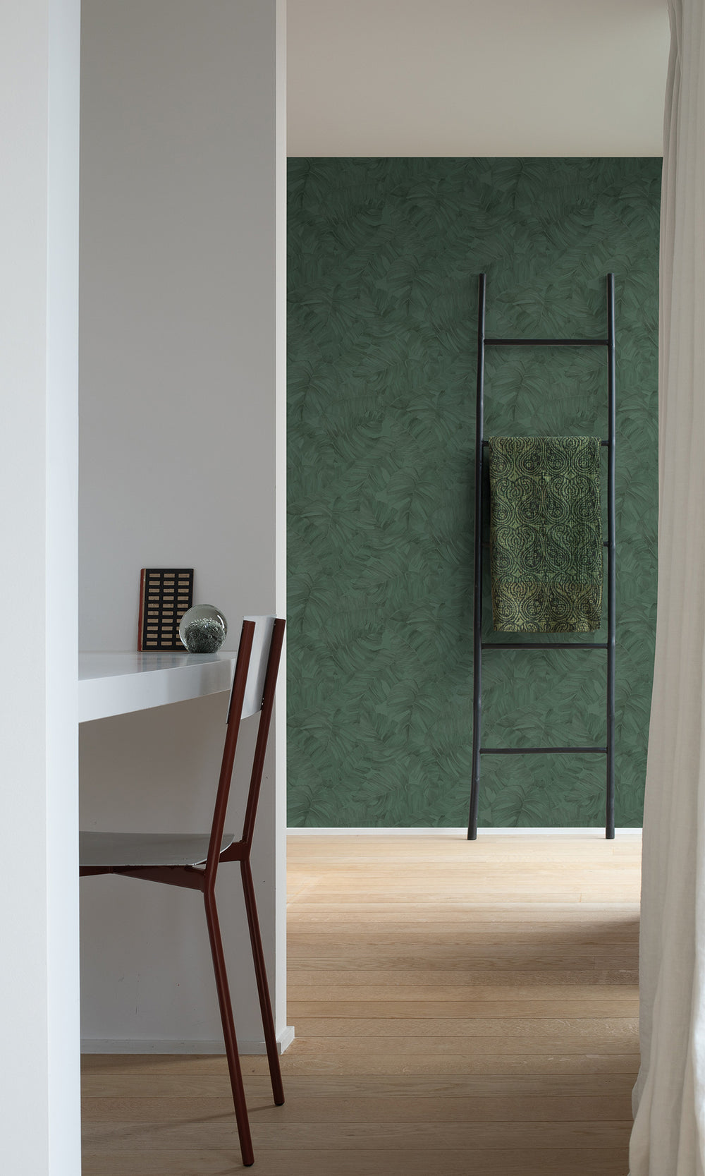 Nandor All-over Monstera Leaves Wallpaper R9723