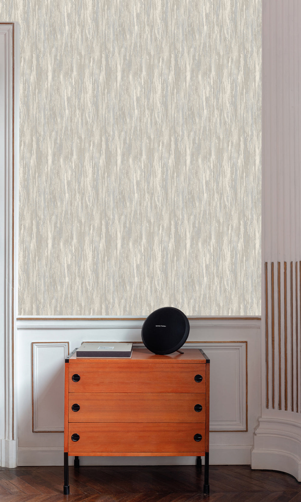 Linnet - Pearl Oyster Faux Tree Bark Wallpaper R9822