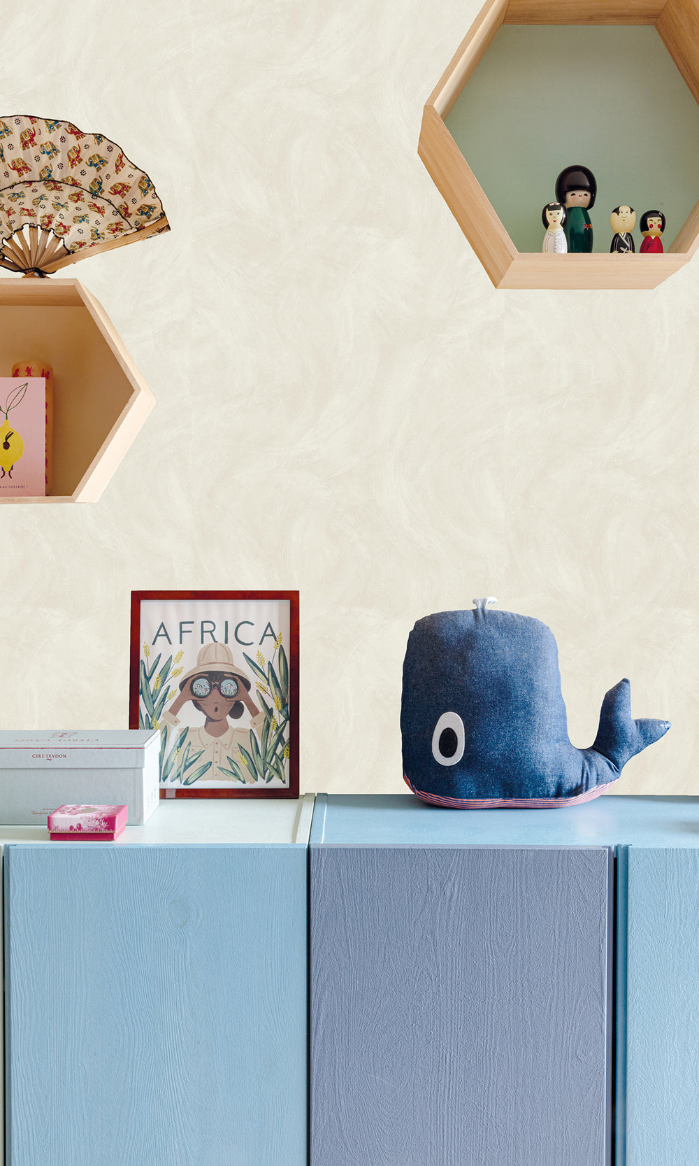 Texan Angel Faux Concrete Wallpaper R9826