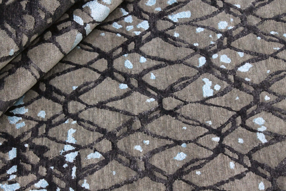 Senses Collection: Elegant Hand-Knotted Rugs from India in Timeless Patterns and Harmonious Colors200 cm x 300 cm