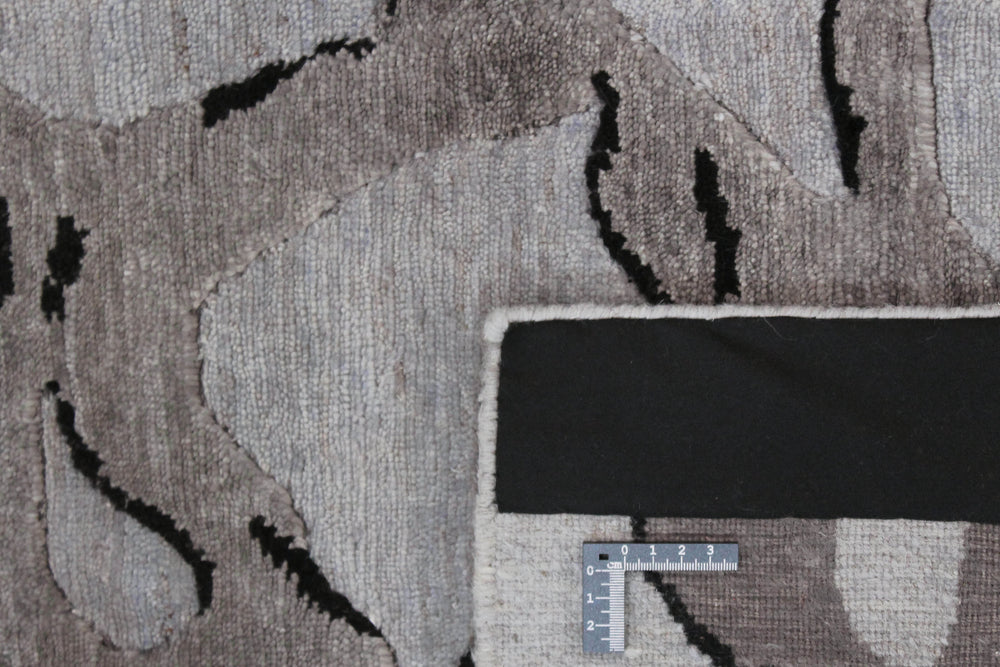 Senses Collection: Elegant Hand-Knotted Rugs from India in Timeless Patterns and Harmonious Colors170 cm x 240 cm