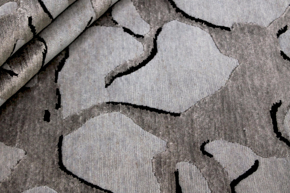 Senses Collection: Elegant Hand-Knotted Rugs from India in Timeless Patterns and Harmonious Colors170 cm x 240 cm