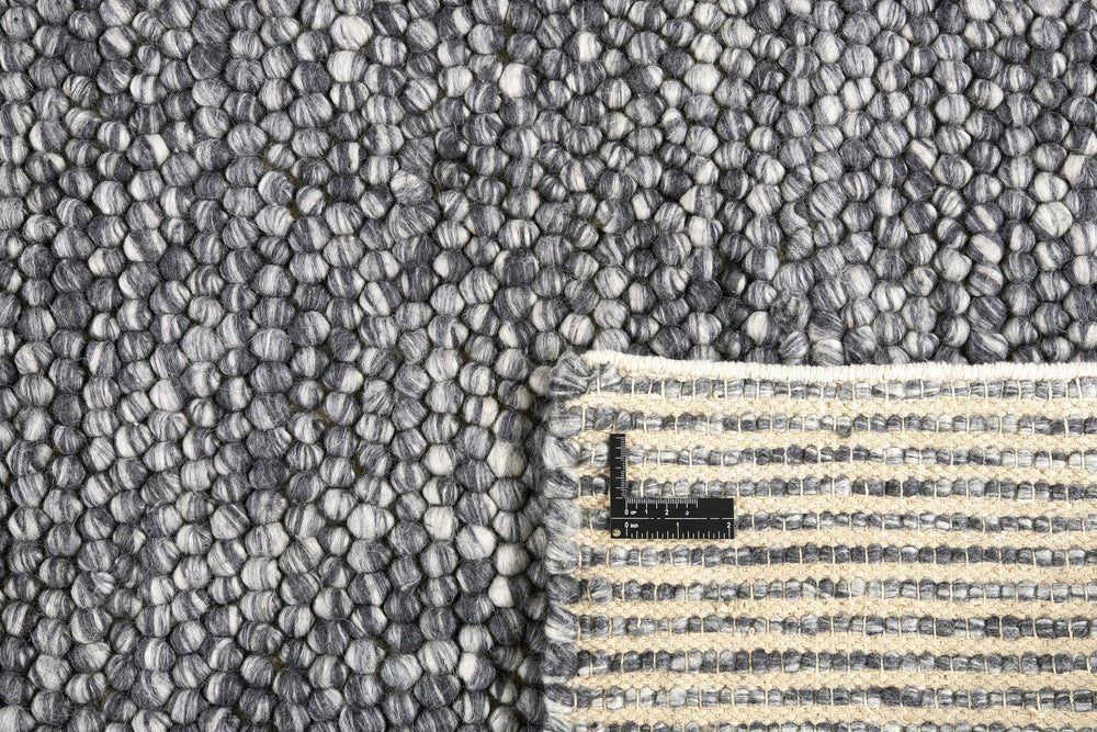 Walls Republic: Artisanal Ball Weave Rug Collection - Modern Elegance from India140 cm x 200 cm