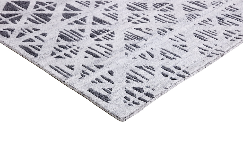 Shangri-La Collection: Hand-Knotted Rugs with Patterns Inspired by the Kunlun Mountains140 cm x 200 cm