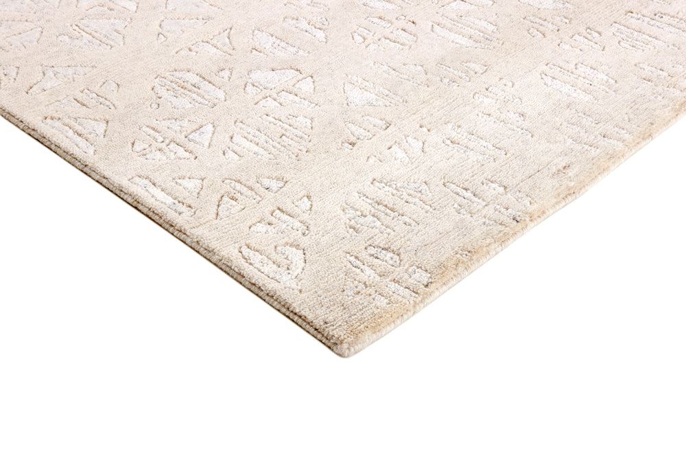 Shangri-La Collection: Hand-Knotted Rugs with Patterns Inspired by the Kunlun Mountains140 cm x 200 cm