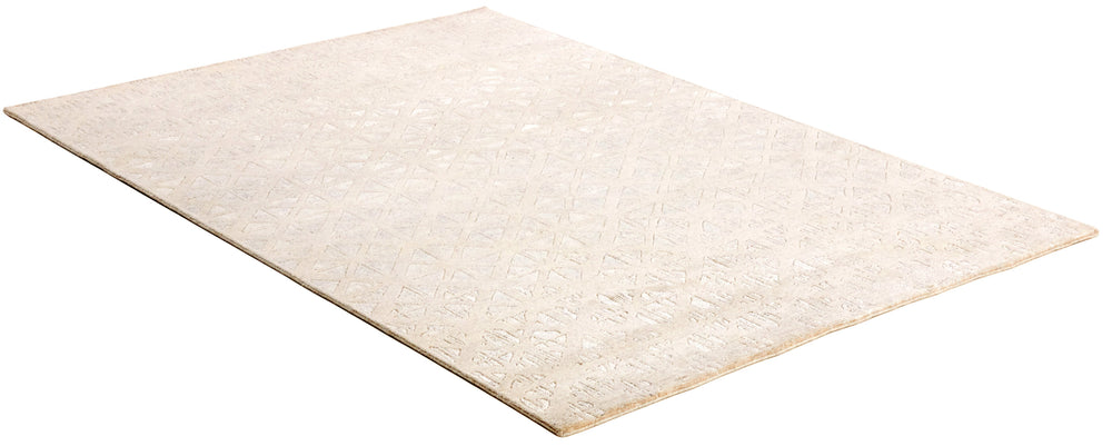 Shangri-La Collection: Hand-Knotted Rugs with Patterns Inspired by the Kunlun Mountains140 cm x 200 cm