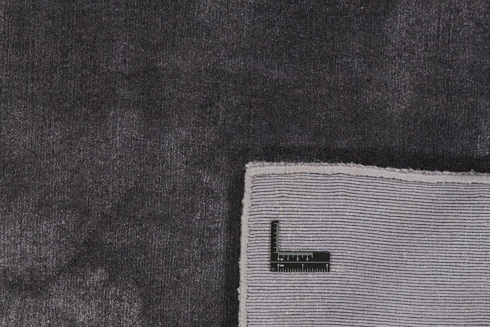 Illusion Collection - Handwoven Rugs for Timeless Durability and Style | Walls Republic