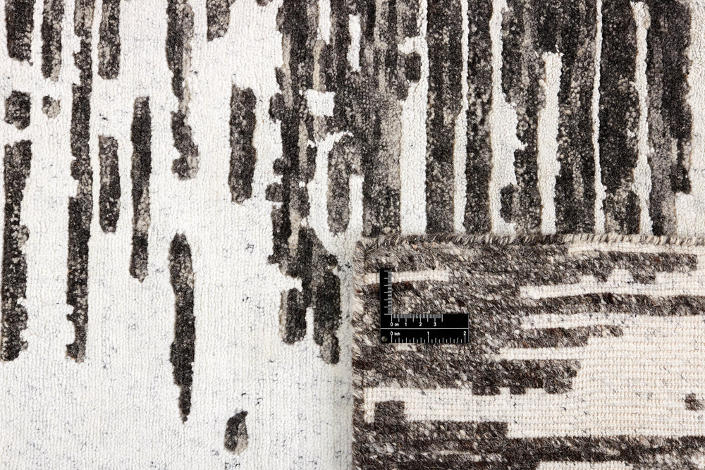 Shangri-La Collection: Hand-Knotted Rugs with Patterns Inspired by the Kunlun Mountains | Walls Republic
