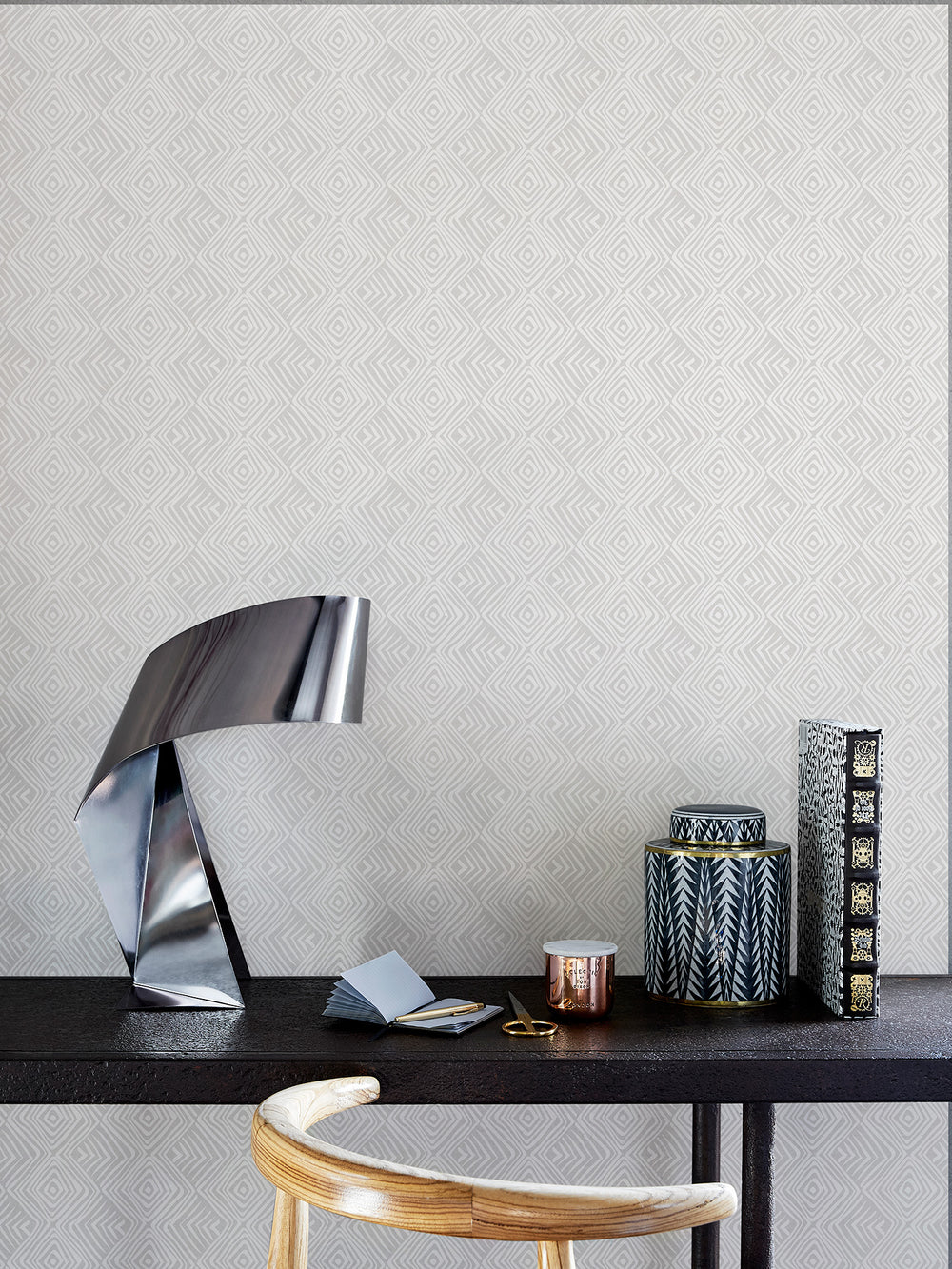 Geometric Tribal Print Grey And White Wallpaper R4205