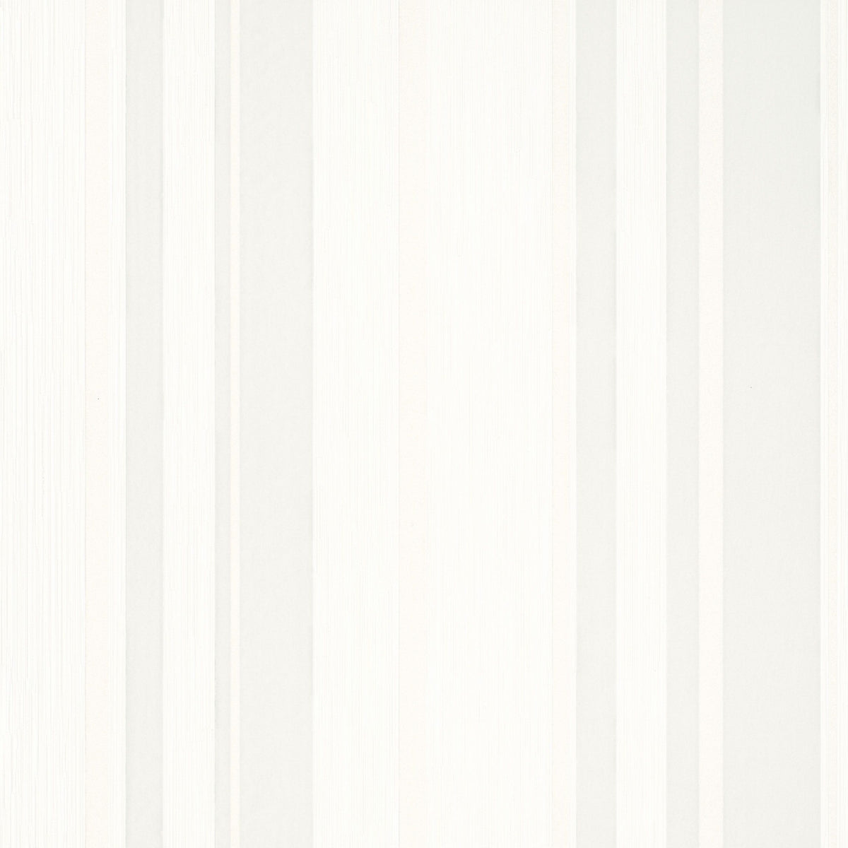 Classic Striped White Wallpaper R3988