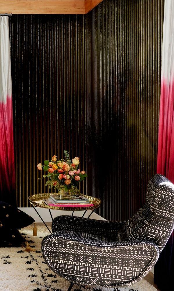 Metallic Gold Stripe Wallpaper Mural M1031-Sample